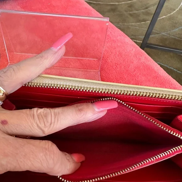 CHRISTIAN LOUBOUTIN STUDDED WALLET CREAM W/IRIDESCENT EUC GORGEOUS - Picture 11 of 12